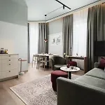 Vander Altona 4*