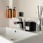Aparthotel Vander Altona