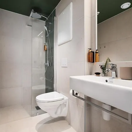 Vander Altona 4*