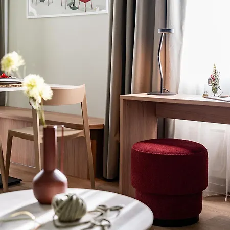 Aparthotel Vander Altona