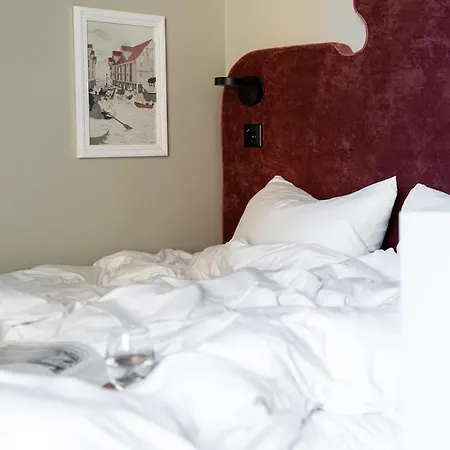 Vander Altona 公寓式酒店 3*